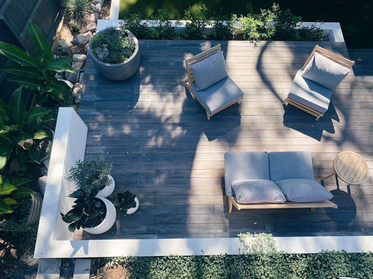 Commercial outdoor terrace landscape